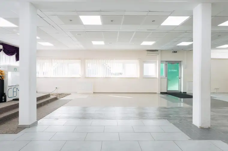 Graz: Moderne Büro/Praxis/Geschäftsräume mit Parkplatz in sehr gut frequentierter Stadtlage