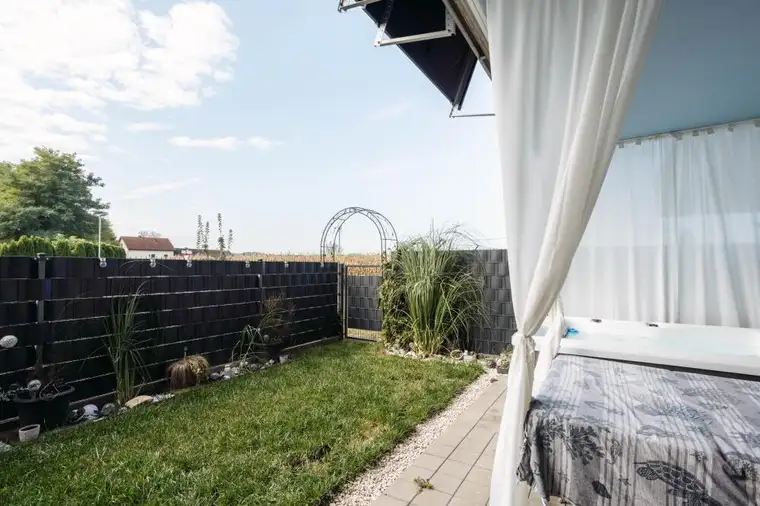 8435 Leitring: 4-Zimmer Gartenwohnung mit Terrasse und Balkon