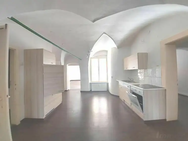 Großzügige Altbau-Mietwohnung im Zentrum von Graz