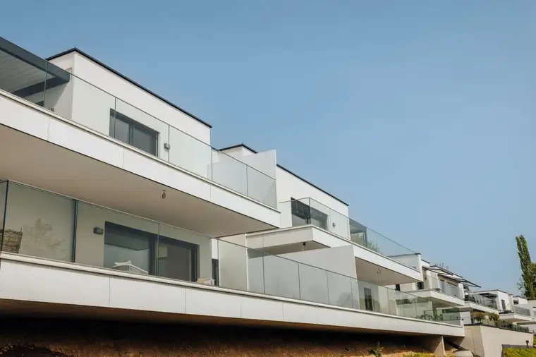 8010 Waltendorf - Luxus auf höchster Ebene - Prestige Wohnung mit Garten am Ruckerlberg!