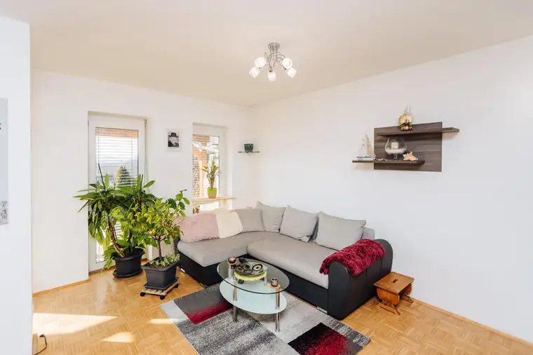 8072 Fernitz - Eckreihenhaus in sonniger Aussichtslage - Mellach