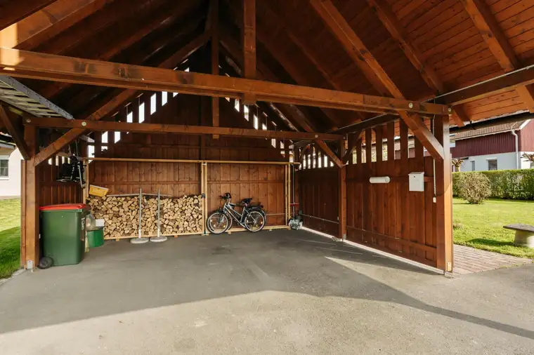 Charmantes Wohnhaus mit einer Top Infrastruktur