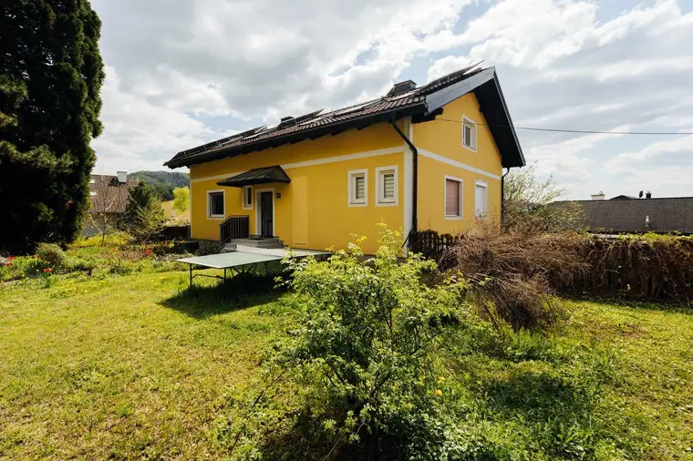 Graz-Nord/Gratkorn: Familienparadies mit 3 Wohneinheiten, Garten &amp; Wellnessbereich