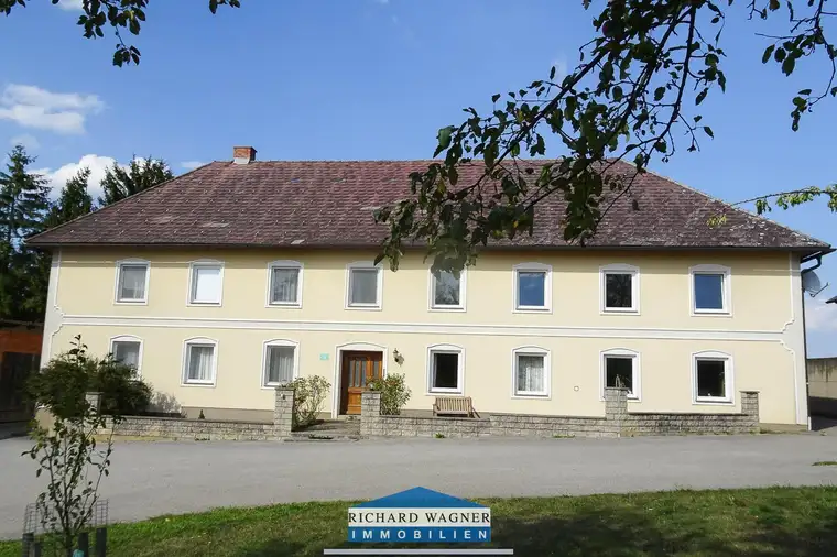 Bauernhof in beeindruckender Alleinlage mit 18 ha Grund (voll arrondiert)