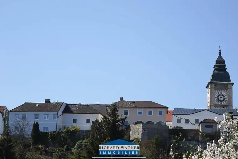 Großzügiges Stadtbürgerhaus in Aussichtslage mit Top-Ausstattung