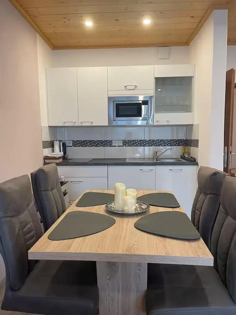 Ferienwohnung in Hintermoos - fast neben der PISTE!