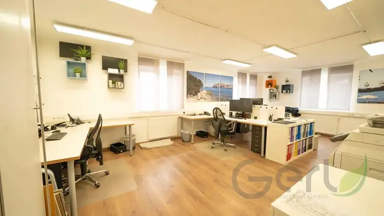 Modernes Büro in top ersichtlicher Lage im Herzen von Wals