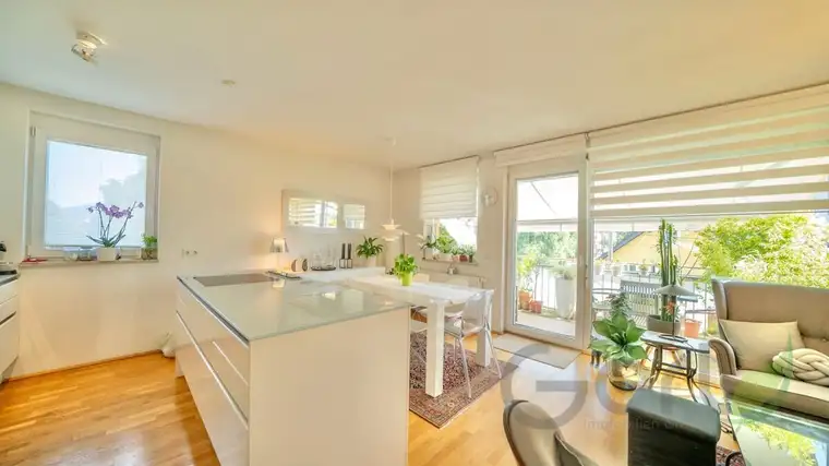 Ruhig gelegen &amp; voller Licht: Ihre neue 3-Zimmer-Wohnung mit Balkon!