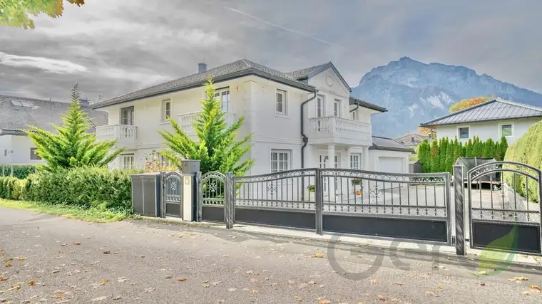 Luxusdomizil in Bestlage von Anif – Moderne Villa mit Pool, Gartenparadies und Einliegerwohnung