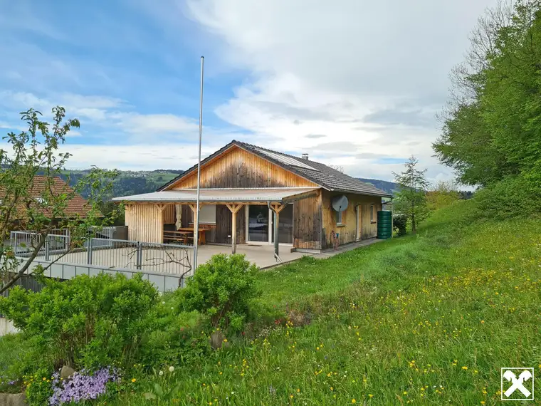 Naturnah im Bregenzerwald! Kleines Wohnhaus mit Carport