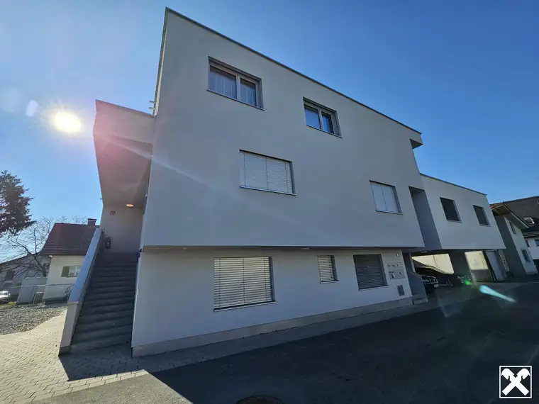 Investoren aufgepasst - Neuwertiges Mehrfamilienhaus