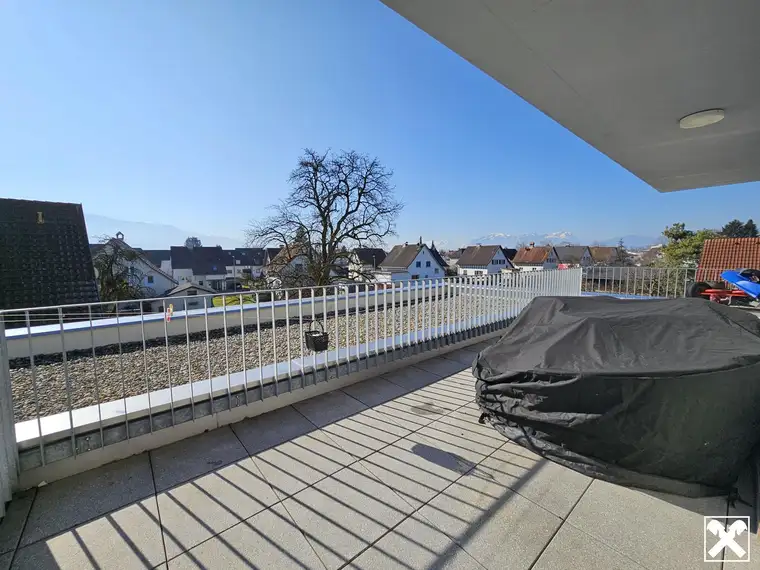 Investoren aufgepasst - Neuwertiges Mehrfamilienhaus