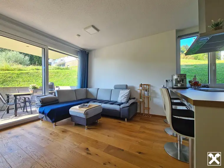 2-Zimmerwohnung mit Gartenanteil in Hanglage