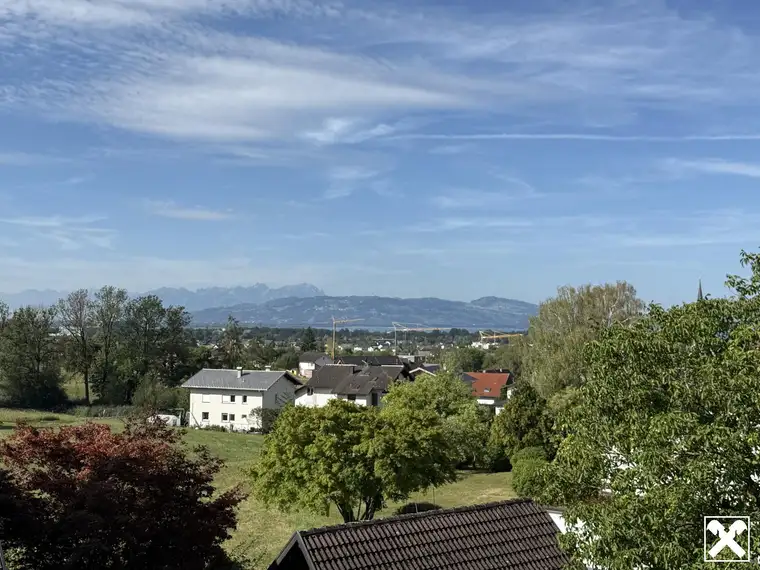 Alle unter einem Dach: Mehrfamilienhaus mit Altbauflair