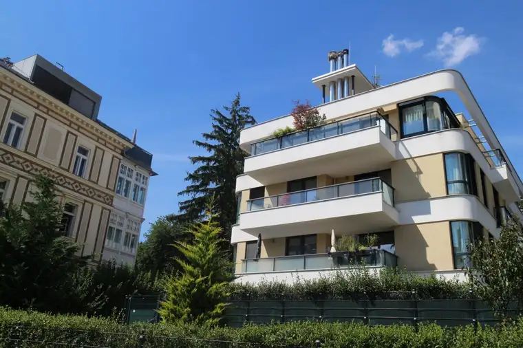 Charmante Balkonwohnung - 2-Zimmer - Blick ins Grüne