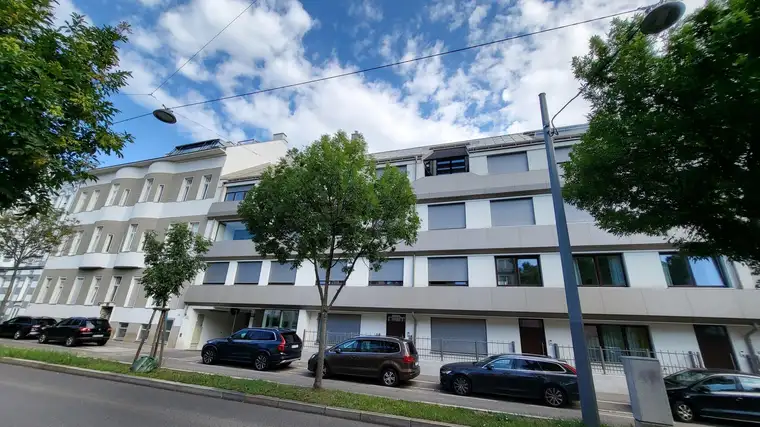 Sonnige 2-Zimmer-Wohnung - Klimaanlage - Sehr guter, gepflegter Zustand - Ausgezeichnetes Raumkonzept