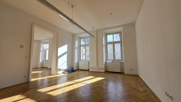 Toplage Mariahilfer Straße: Voll klimatisierte, helle Bürofläche in sehr gutem Zustand