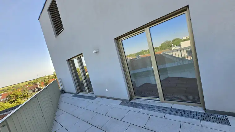 Single-/Pärchenhit in U-Bahn-Nähe mit Terrasse - Gemeinschafts-Dachterrasse - Garagenplatz