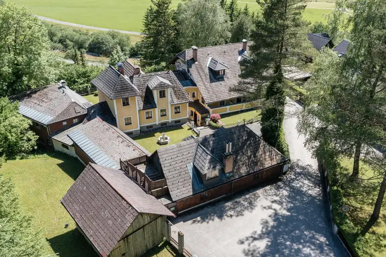 Sehr schönes Hotel mit Jagdrevier