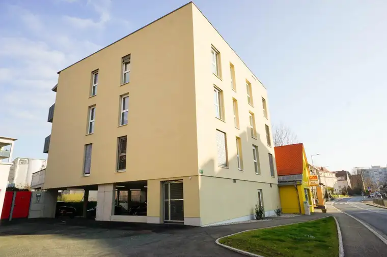 Garagenstellplatz PROVISIONSFREI in der Münzgrabenstrasse zu vermieten!