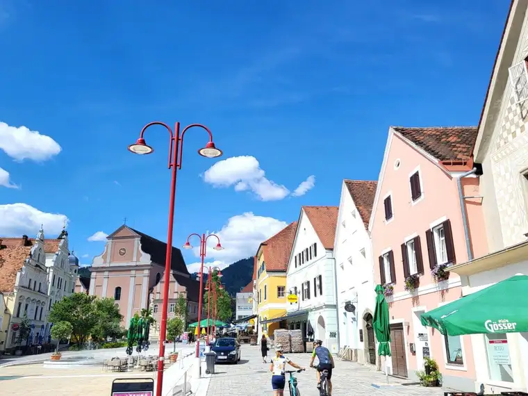 Frohnleiten Hauptplatz Cafe / Bäckerei / Gastronomie in Frohnleiten zu vermieten - ab 1.6.2025
