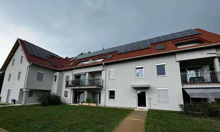 ZEHENSDORF - NEUBAU - Klimatisierte 2-ZIMMER-WOHNUNG - BALKON