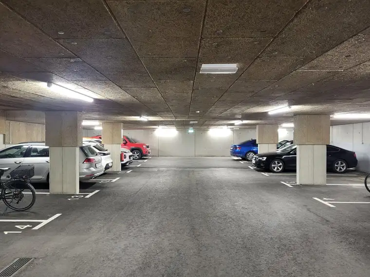 Kalvarienbergstraße 22 - Tiefgaragenparkplätze LEND