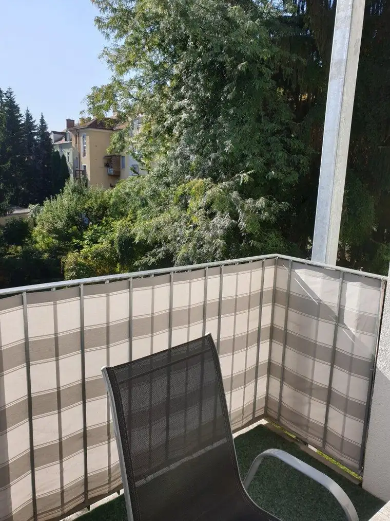 JAKOMINI | zentrale gemütliche Balkon - Stadtwohnung