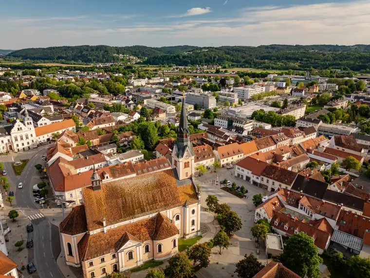 *** wunderschönes traumhaftes *** Baugrundstück in *** TOP LAGE - am Waldrand ***