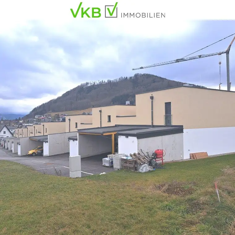 4812 Pinsdorf: Top Investment, Neubau Reihenhaus (Top 5) für Anleger (vermietet bis 7.27) in Bahnhofsnähe!