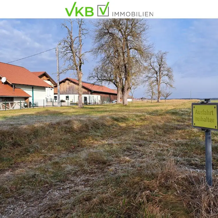 BAUGRUNDSTÜCK IM RUHIGEN ORTSTEIL MOOS