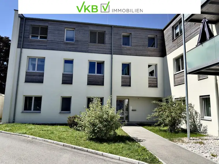 SEEWALCHEN AM ATTERSEE | KAMMER: Attraktive 2-Zimmer-Wohnung mit Carport in Seenähe!