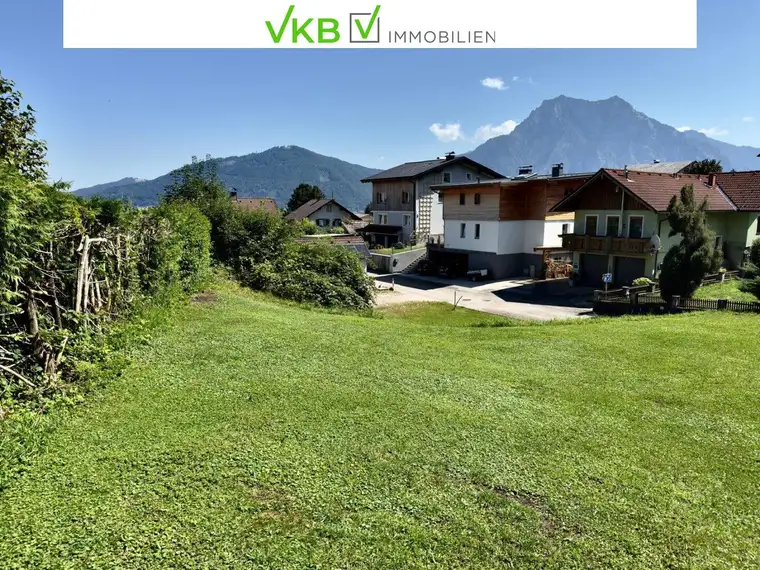 GRUNDSTÜCK IN RUHELAGE MIT BERGPANORAMA-BLICK (ohne Bauzwang)