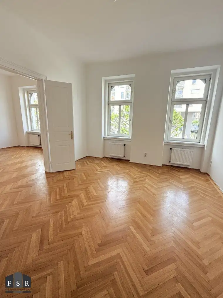 Charmante 2-Zimmer-Wohnung mit Balkonmöglichkeit - direkt bei U3 Station