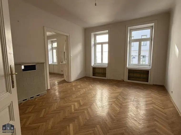 Große Etagenwohnung in 1050 Wien – 5 Zimmer, Balkon, sanierungsbedürftig, Top-Potential!