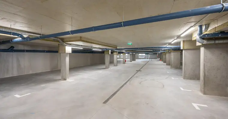 AP20 | Kfz-Garagenstellplatz nahe Bahnhof