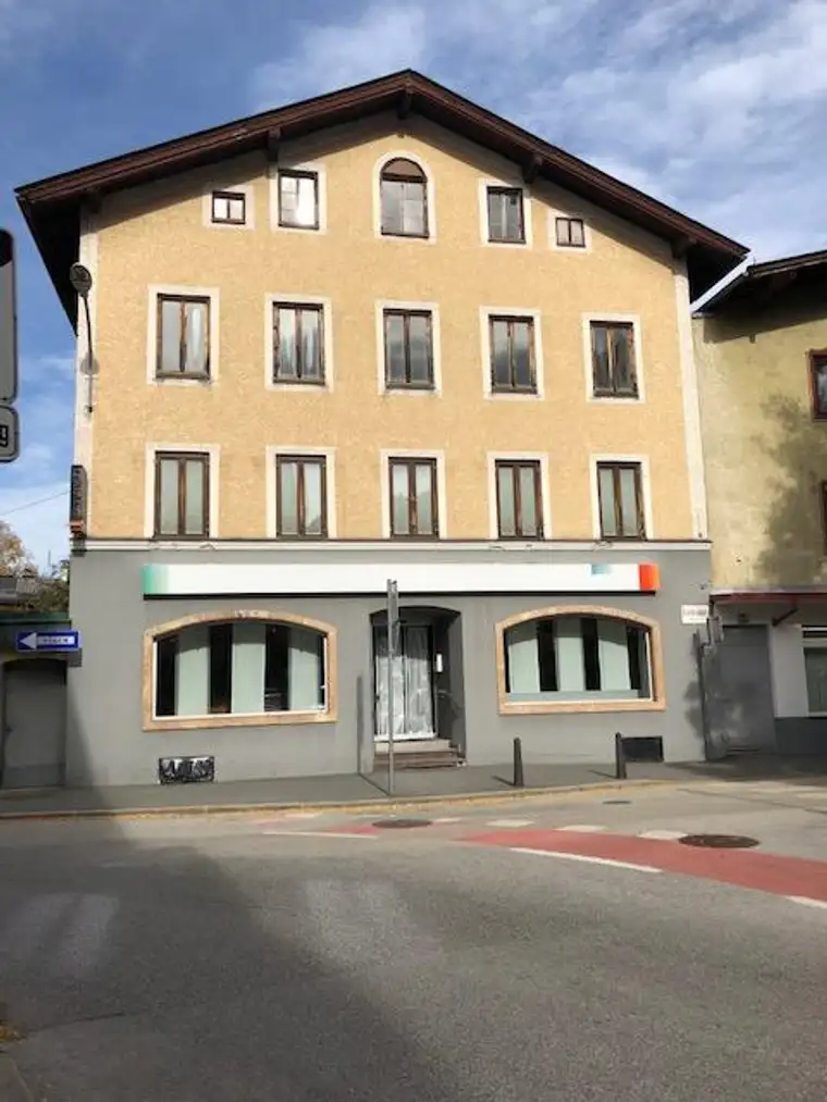 Große Stadt-Wohnung - WG-tauglich