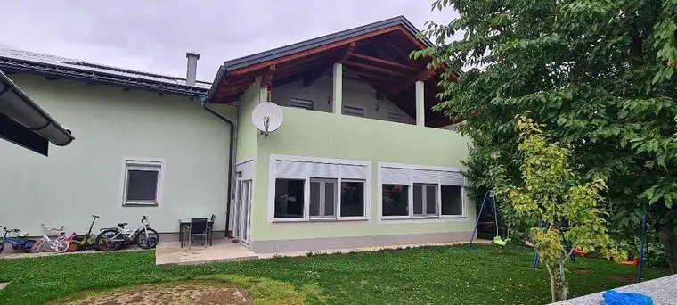 Mehrfamilienhaus in ruhiger Lage bei Mattighofen