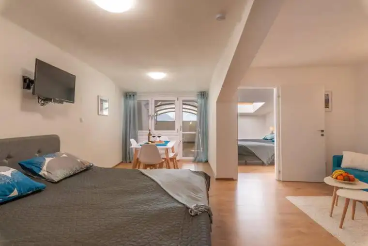 Mitten im Mitterpinzgau: Appartementhaus mit 50 Einheiten mit zusätzlichem Entwicklungspotential