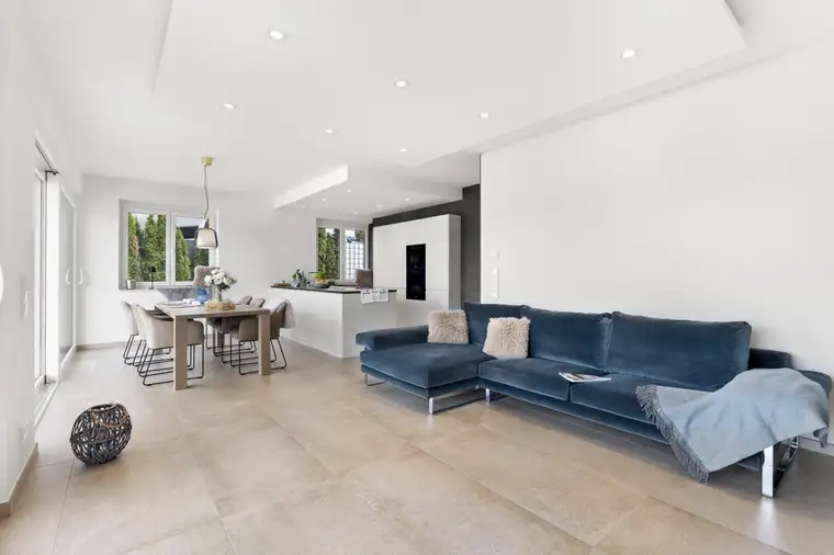 Exklusives Gartenappartement am Südufer des Wörthersees mit privatem Seezugang