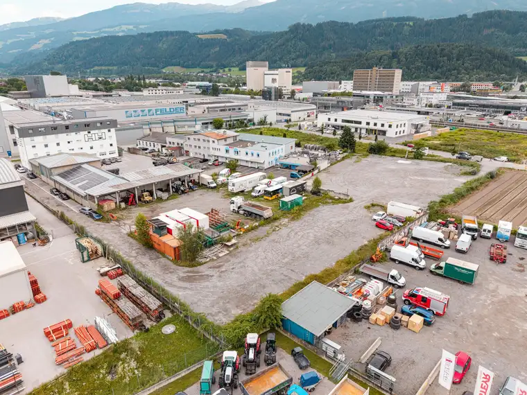 Gewerbegrundstück in Hall: Einzeln oder kombiniert im Baurecht verfügbar!
