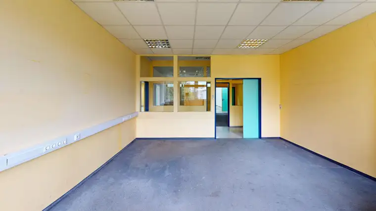 Büro mit Lager im Gewerbepark Rossau