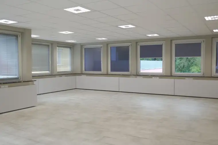 Helle, moderne Büroflächen