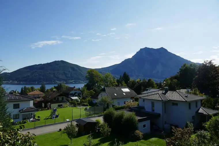 Geräumiges Mehrfamilienhaus mit Seeblick-in 2 Wohnungen teilbar