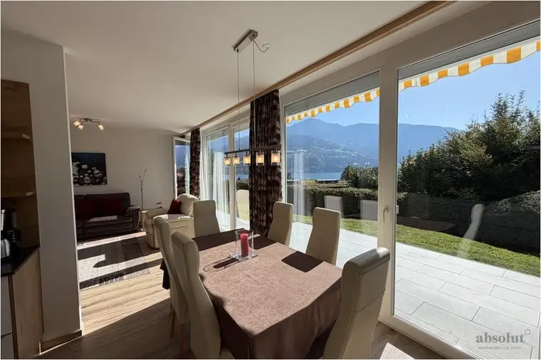 Attraktive sehr gepflegte Wohnung mit Seeblick, in Geh-Distanz oberhalb des Zentrums von Zell am See