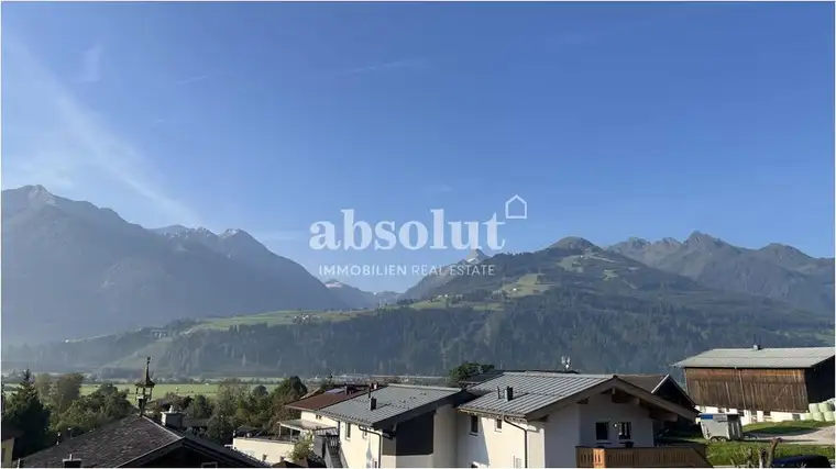 Ferienwohnung mit 75 m², 2 Schlafzimmer &amp; Terrasse in sonniger Lage in Fürth/Kaprun. Mit Schwimmbad!