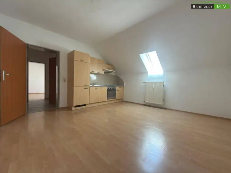 49,30 m² kleine Mietwohnung in Spielberg - Küche möbliert