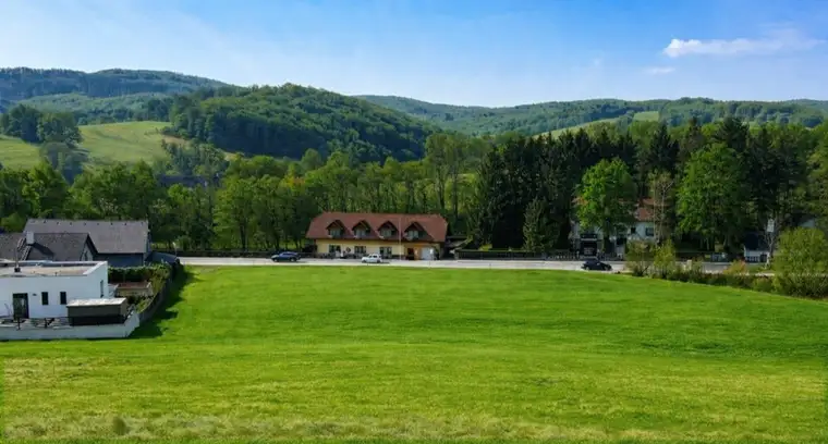 Sonniges Baugrundstück mit Aussicht zwischen Wienerwald und Wien | direkt vom Eigentümer| provisionsfrei!
