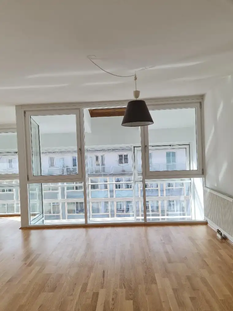 Wohnung mit Gartenbenutzung! Nähe U6/ Peter Jordan Strasse