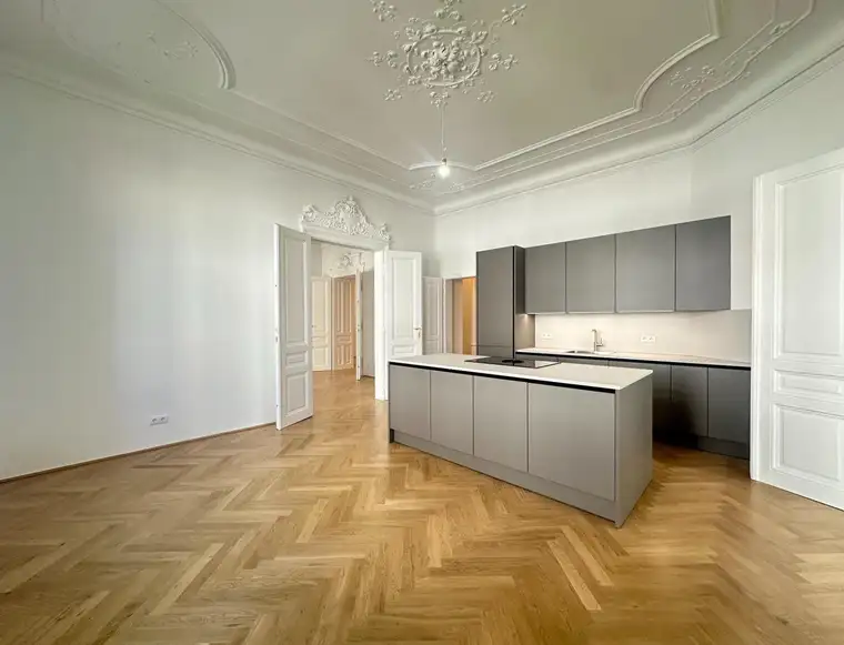 Catharina Chalupa, Chalupa Immobilien Services GmbH